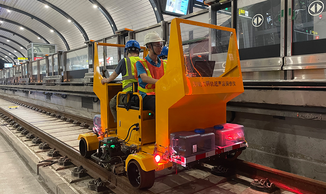 Máy dò lỗ hổng đường sắt nội bộ bằng siêu âm RSSUT1015 4